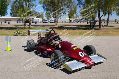 media/Jun-05-2022-CalClub SCCA (Sun) [[19e9bfb4bf]]/Around the Pits/